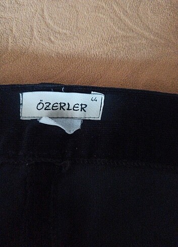 l Beden siyah Renk İnce fitilli pantolon