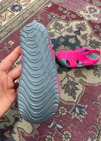 Nike Kız Çocuk Pembe Cırt Cırtlı Sandalet - Görsel 3