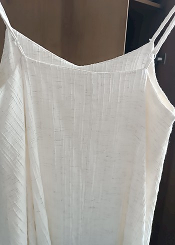 Beyaz Piliseli Keten Askılı Uzun Elbise - Görsel 2