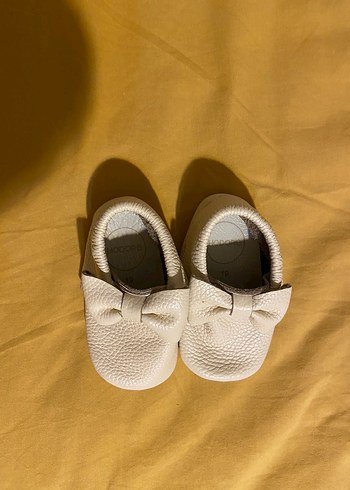 Fiyonklu Beyaz Kız Bebek İlk Adım Ayakkabısı - Görsel 9