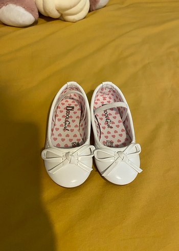 Kız Çocuk Beyaz Fiyonklu Babet - Görsel 5