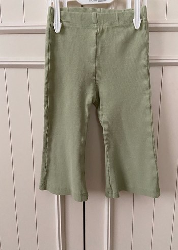 Kız Çocuk Yeşil Keten Düğmeli Tayt - Görsel 11