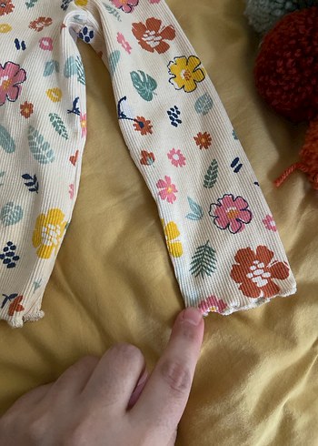 Çiçek Desenli Uzun Kollu Bebek Kız Takımı - Görsel 8