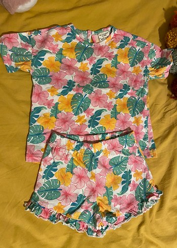 Çiçek Desenli Bebek Kız Takımı - Görsel 5