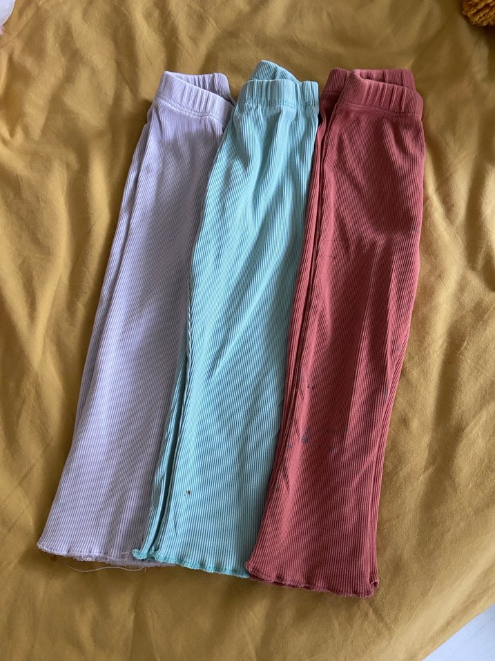 Kız Çocuk Pastel Renkli Pilili Pantolonlar - Görsel 4