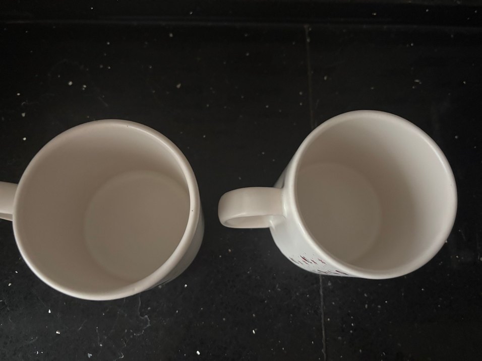 Beyaz Yılbaşı Temalı Renkli Kupa Seti ikidi kurşun asker desenli - Görsel 2