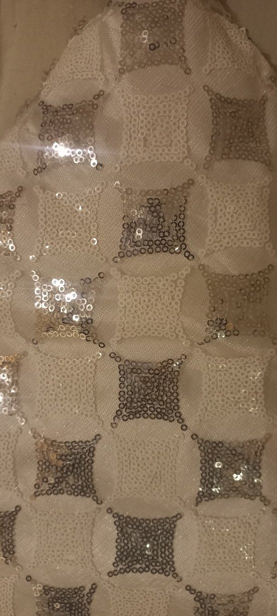 Beyaz İşlemeli Parlak Dekoratif 40×40 
 fermuarli kırlent - Görsel 2