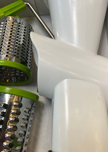 Beyaz Plastik Mutfak Rende Seti - Görsel 3