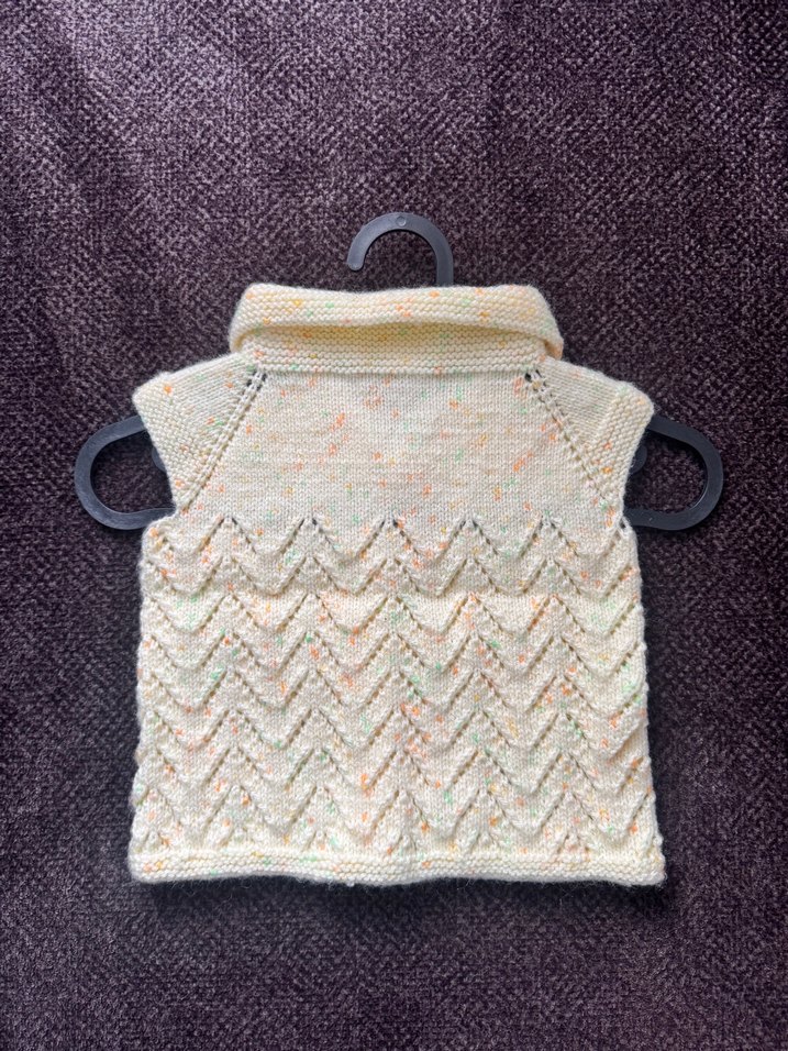 Kız Çocuk Sarı Örgü Yelek - Görsel 3