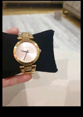 Zincir Detaylı Parlak Altın Kadın El Zinciri - Görsel 5