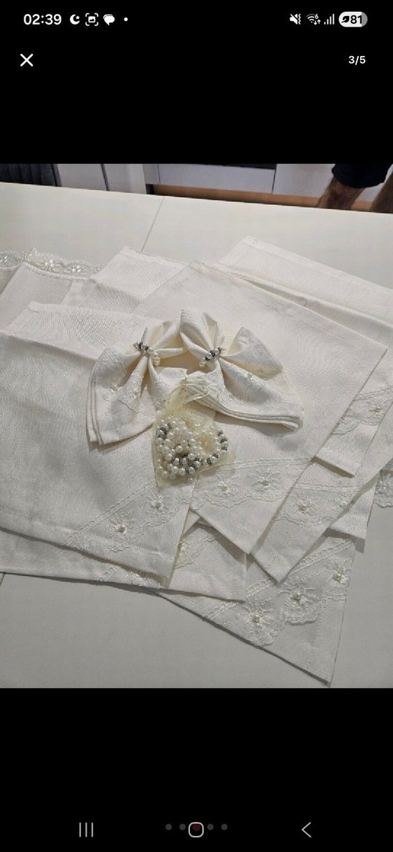 İşlemeli Beyaz Masa Örtüsü - Görsel 3