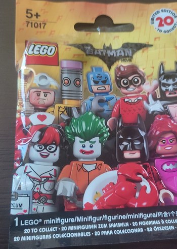 LEGO Batman Minifigure 71017 - Görsel 2