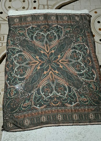 Kahverengi Pileli Bohem Kadın Eşarp - Görsel 2