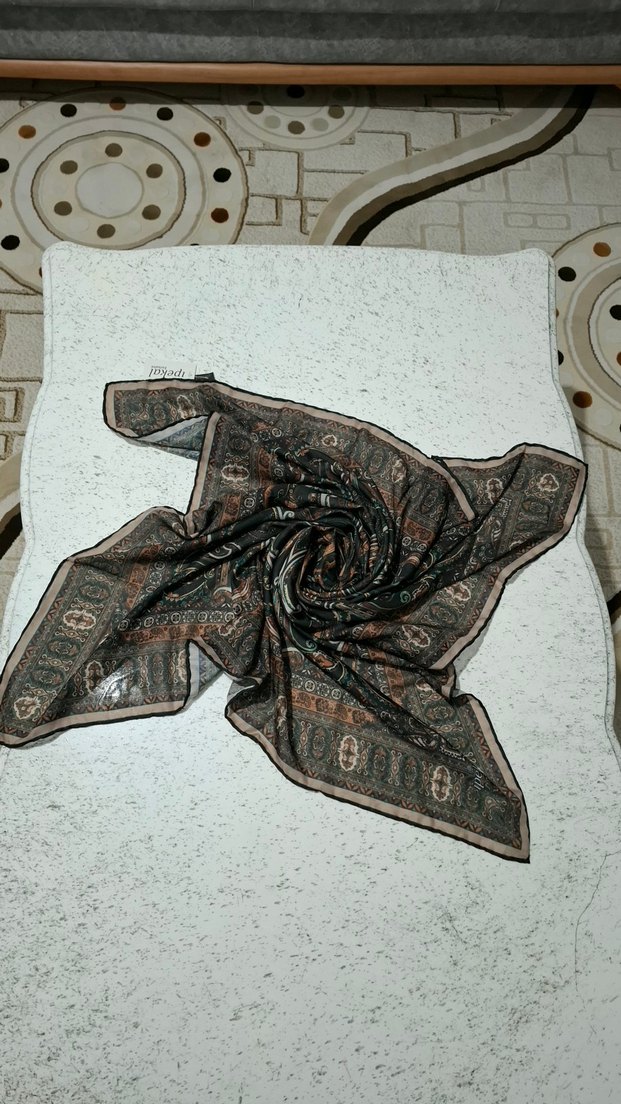 Kahverengi Pileli Bohem Kadın Eşarp - Görsel 3