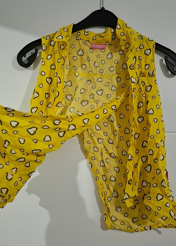 Sarı Kalp Desenli Kolsuz Kız Bluzu - Görsel 4