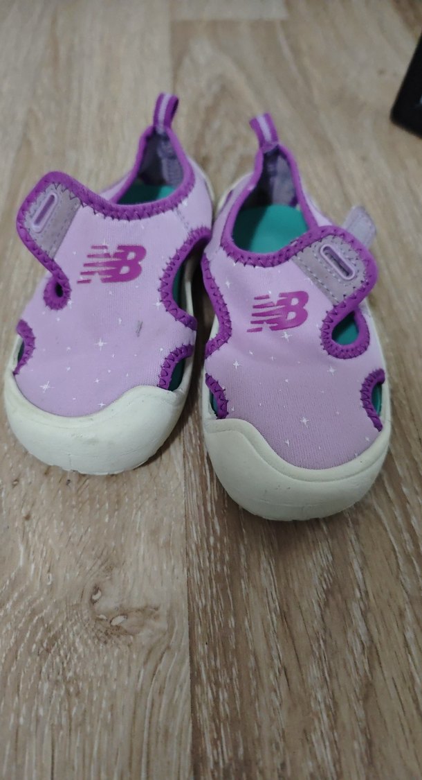 Mor New Balance Kız Çocuk Sandalet kreş ayakkabisi - Görsel 4