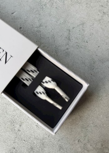 Alexander McQueen Beyaz Erkek Bağcık - Görsel 2