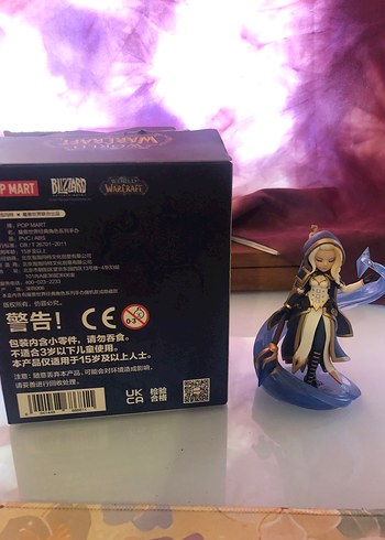 World of Warcraft Altın Renkli Aksiyon Figürü - Görsel 3