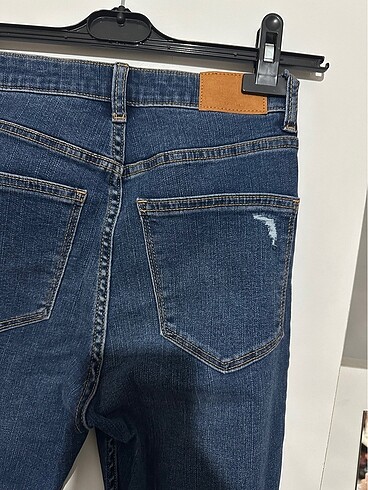 s Beden lacivert Renk Bershka push up etkili skınyy jean