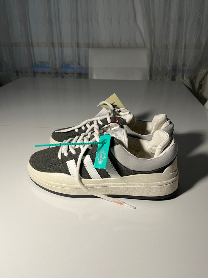 Gri sıfır ayakkabı günlük kullanıma uygun adidas - Görsel 4