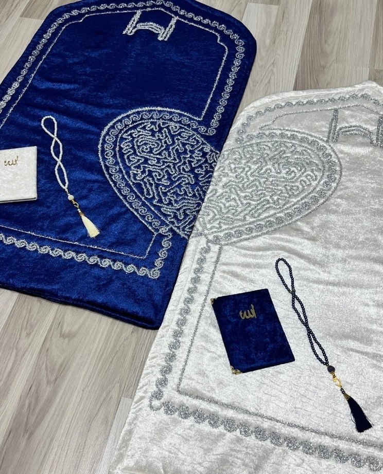 Kalp nakışlı çift namazlık seti - Görsel 2