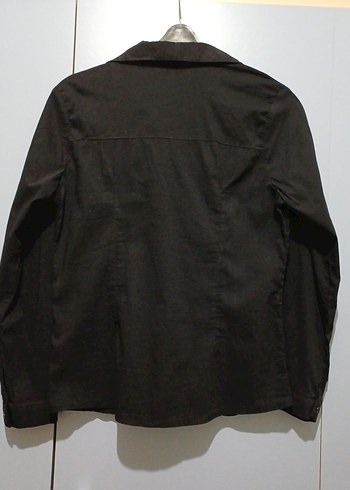 Düğmeli ve Göğüs Cepli  Siyah Esnek Gömlek - Görsel 3