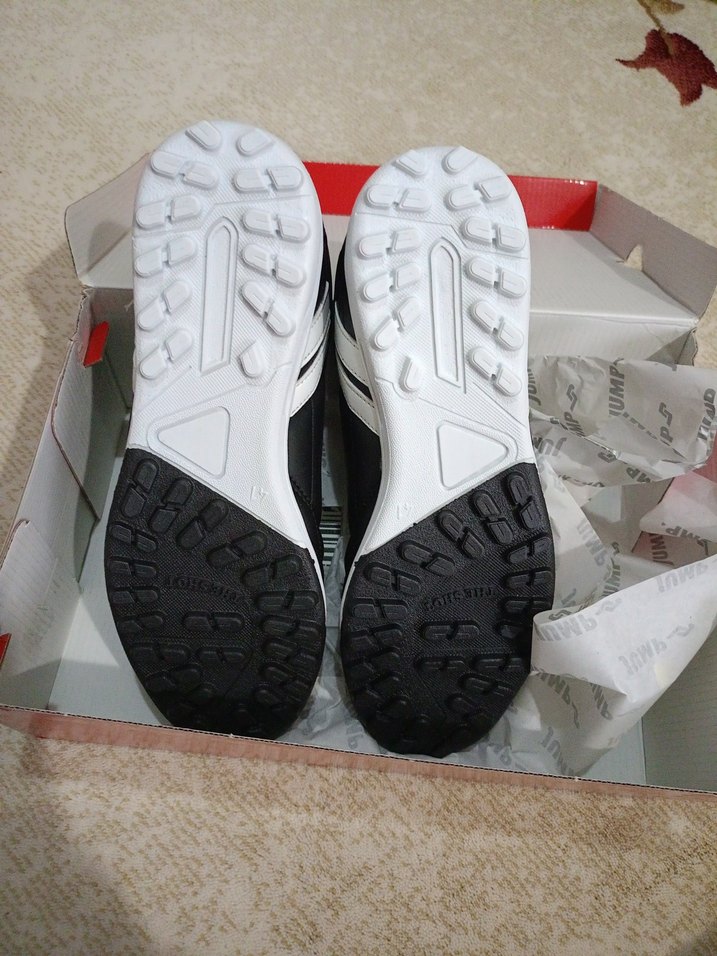 Siyah Erkek Futbol Ayakkabısı - Görsel 4