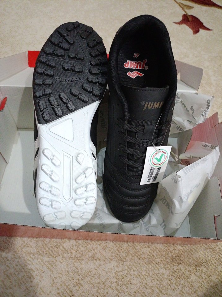 Siyah Erkek Futbol Ayakkabısı - Görsel 3