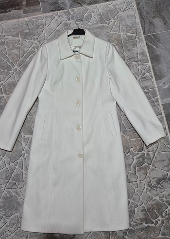 Beyaz Düğmeli Midi Kadın Klasik Kaban - Görsel 2