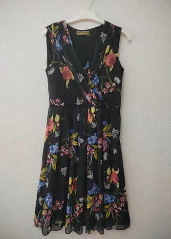 Çiçek Desenli Şifon Elbise - Görsel 2