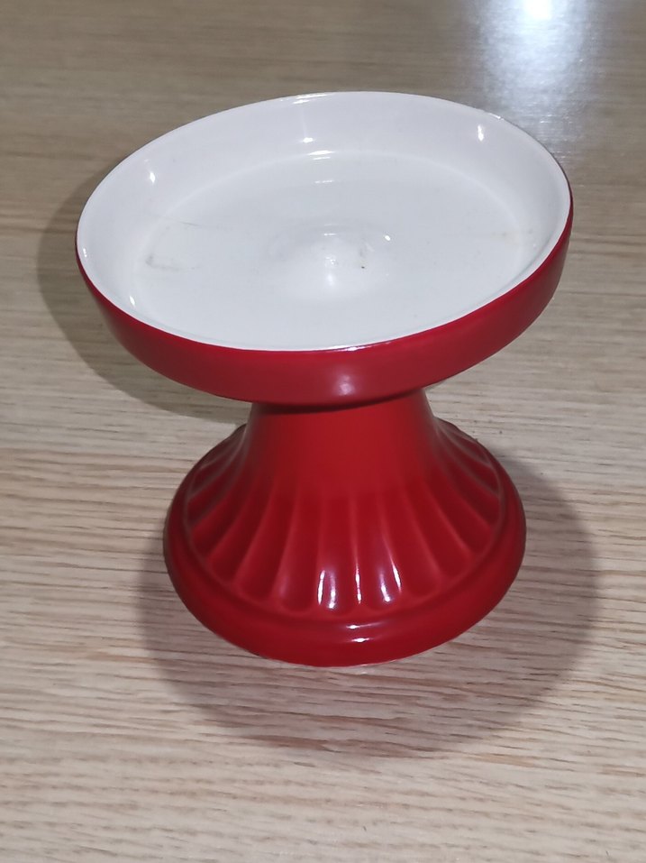 Kırmızı Ayaklı Tabak - Görsel 2