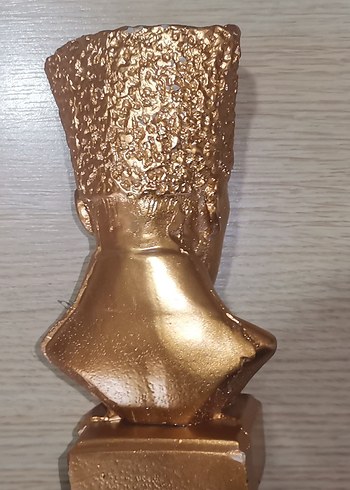 Parlak Altın Renk Atatürk Büstü Figürü - Görsel 2