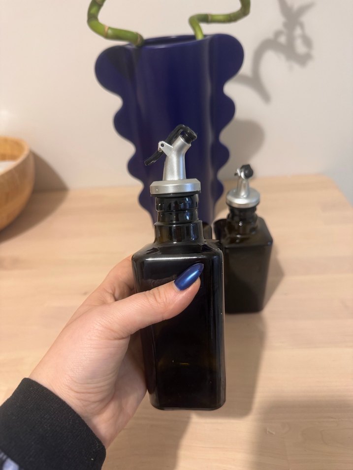 Metal ağızlı koyu renkli yağlık sosluk - Görsel 4