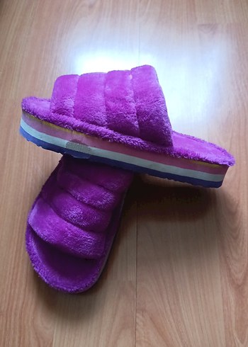 Mor Kadın Peluş Terlik - Görsel 3