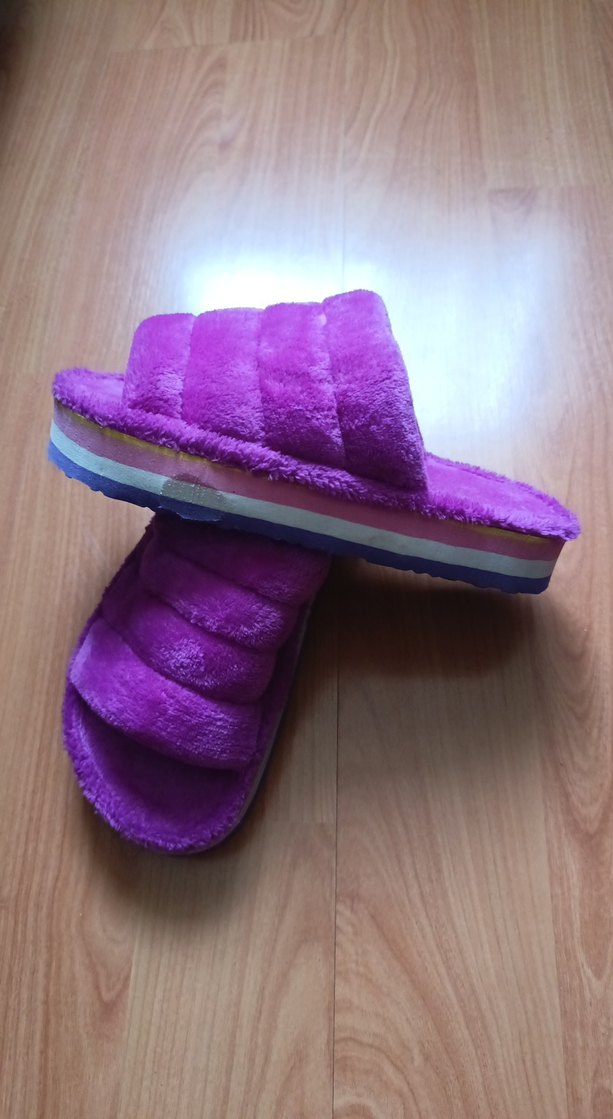 Mor Kadın Peluş Terlik - Görsel 3