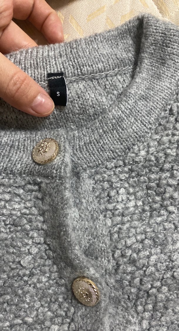 Gri Düğmeli Triko Kadın Hırka - Görsel 2