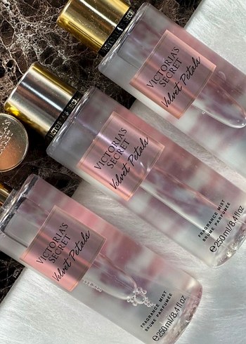 Victoria s Secret