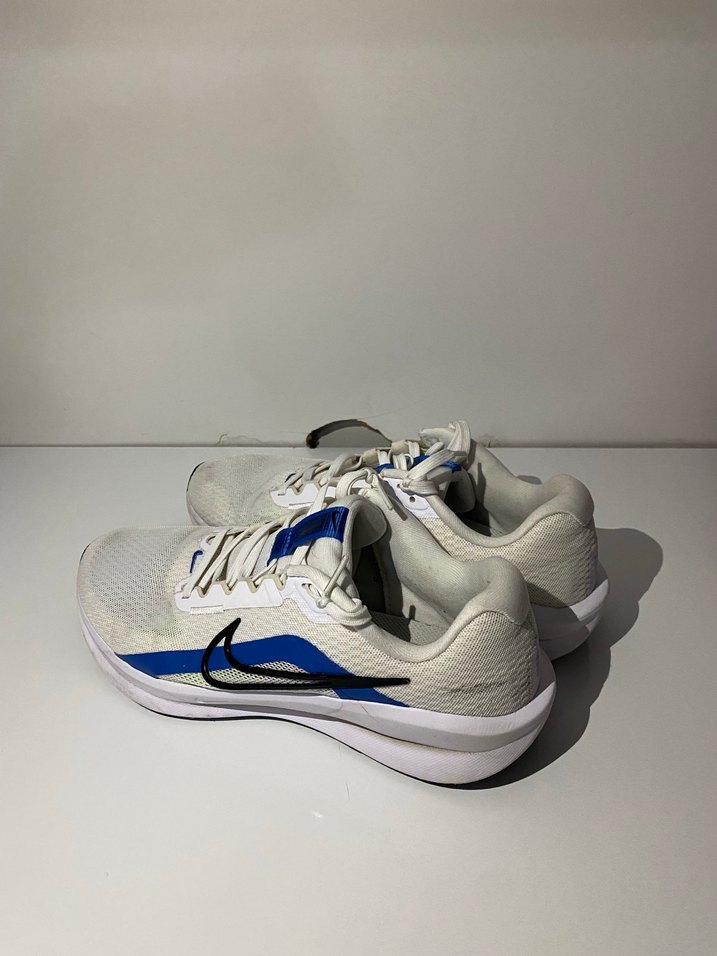 Nike spor ayakkabı - Görsel 2