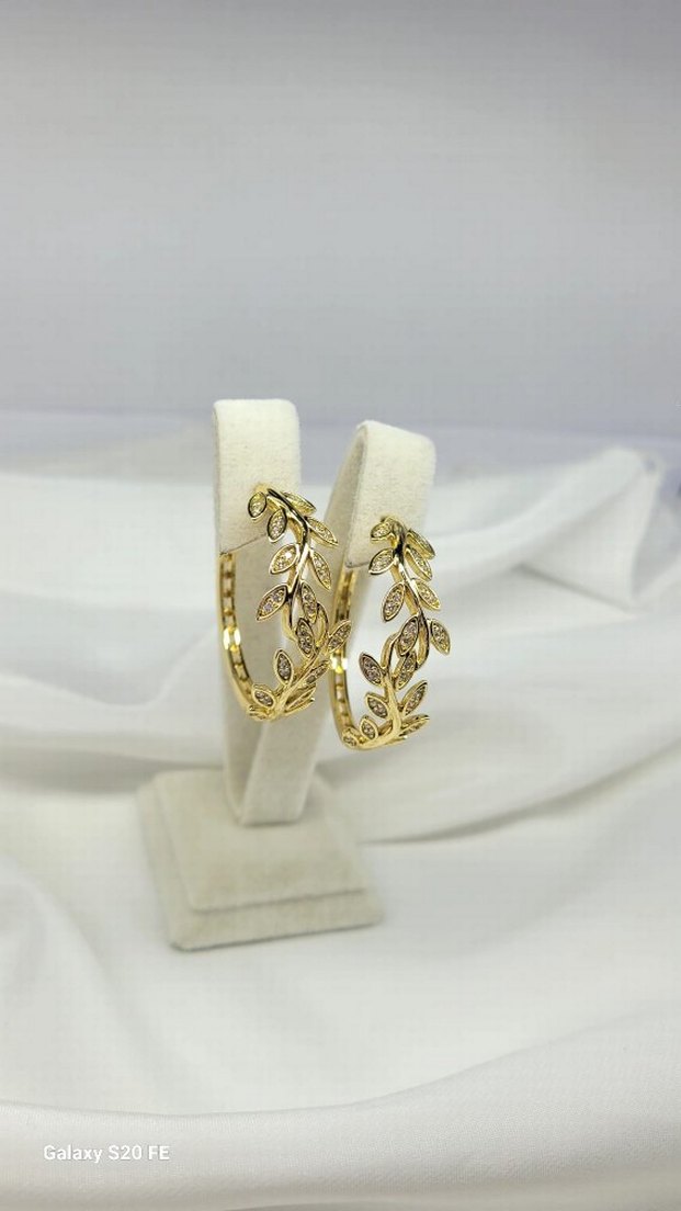 yaprak figürlü xupink küpe - Görsel 2