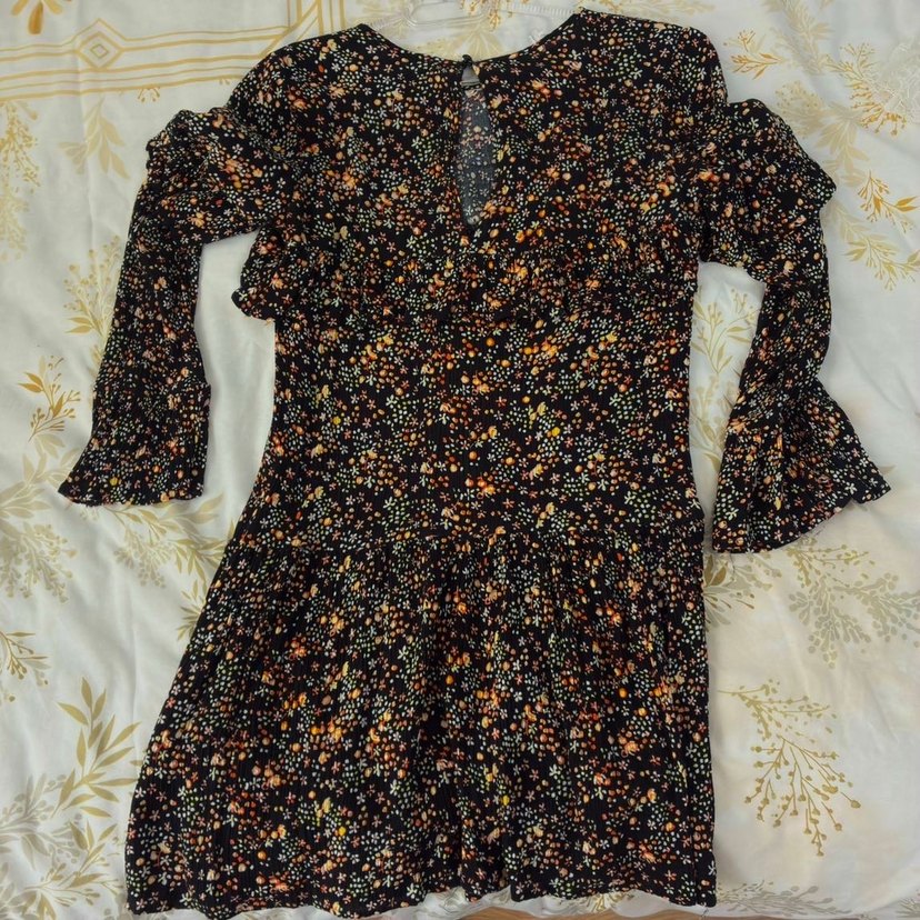 Çiçekli V Yaka Midi Elbise 34 - Görsel 3