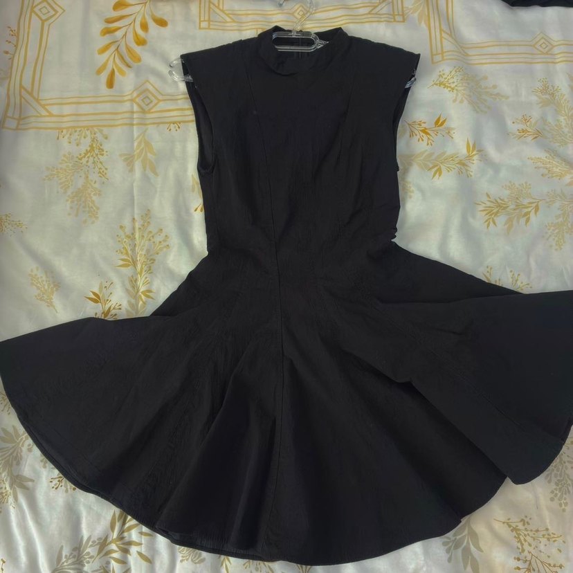 Zara Siyah Drapeli Yüksek Yakalı Midi Elbise XS - Görsel 2