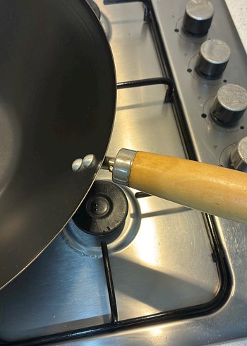 Siyah Wok Tava Ahşap Saplı İkea - Görsel 6