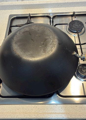 Siyah Wok Tava Ahşap Saplı İkea - Görsel 2