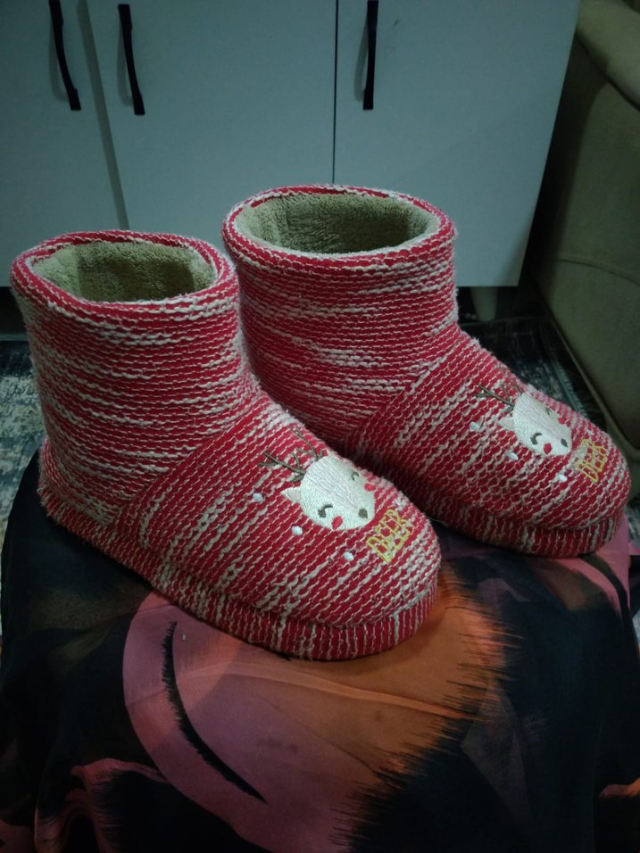 LC WAİKİKİ PANDUF Kızlar için Nakışlı Kırmızı Örgü Ev Terliği - Görsel 2