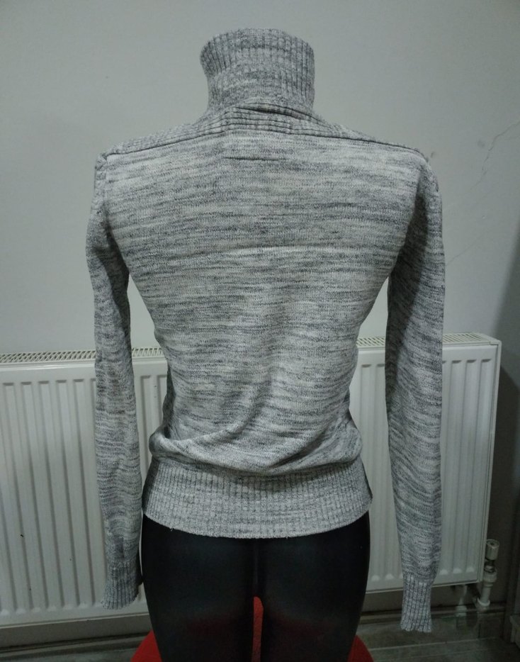 H&M L.O.G.G Gri Yüksek Yakalı Örgü Kadın Kazak - Görsel 5