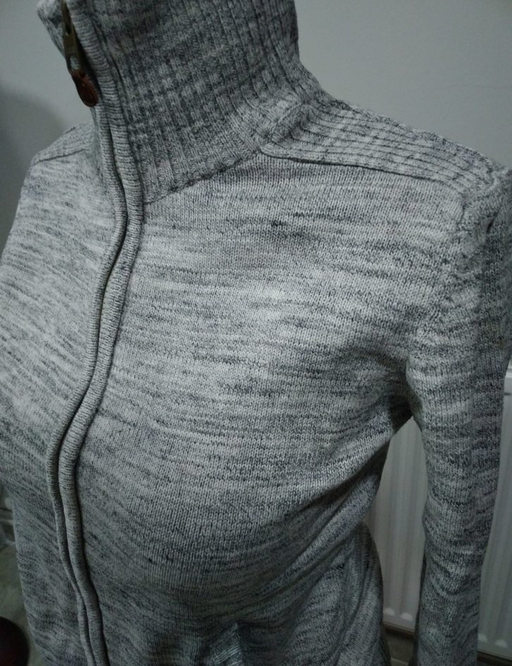 H&M L.O.G.G Gri Yüksek Yakalı Örgü Kadın Kazak - Görsel 2