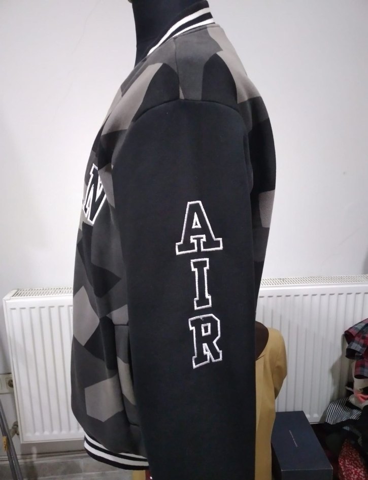 AIR JORDAN ORJİNAL ÜRÜN GRİ KAMUFLAJ KOLEJ MONT - Görsel 5