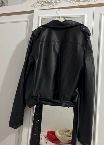Siyah Kemerli Kadın Biker Deri Ceket - Görsel 2