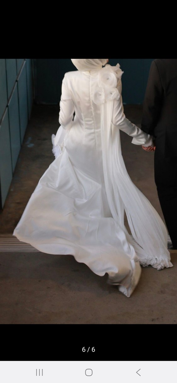 Beyaz Uzun Kollu hakim Yaka Drape Detaylı sateb Nişan Elbisesi - Görsel 4