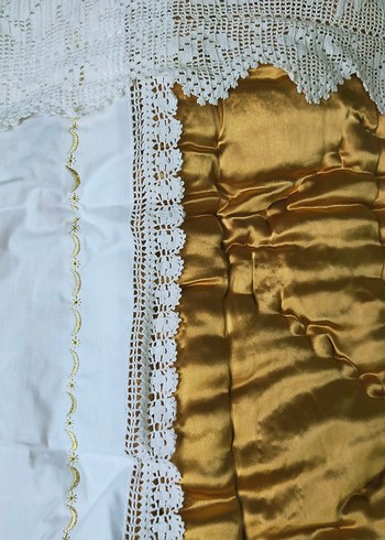 Bej Nakışlı Parlak Yorgan - Görsel 4